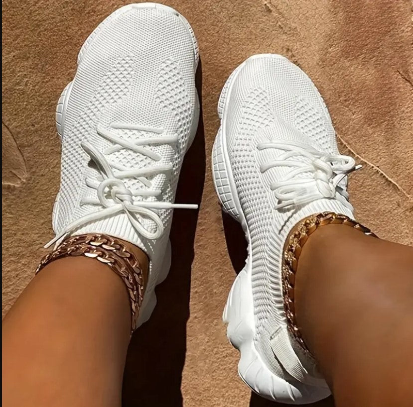 ADIDAȘI ELEGANȚI, IMPERMEABILI ȘI COMOZI – CEL MAI VÂNDUT MODEL 2026